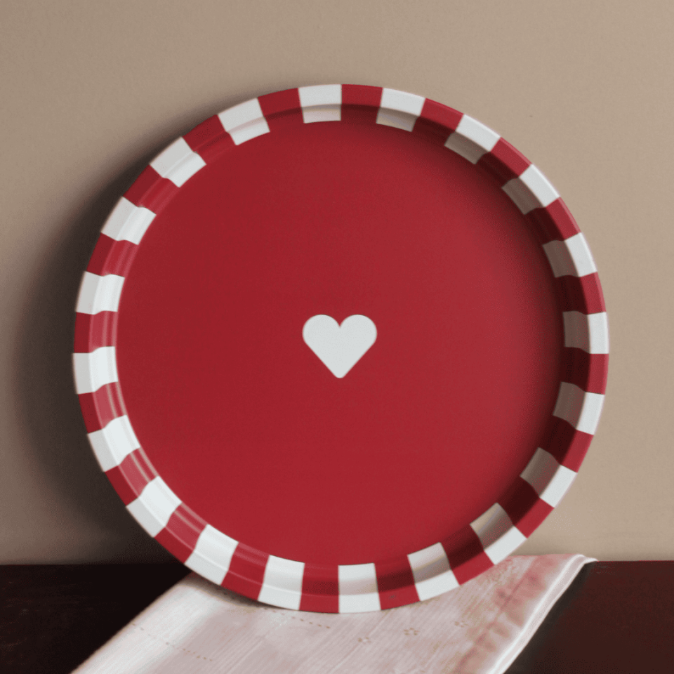 Sarkap Home 34 cm Metal Tepsi KırmızıKalp