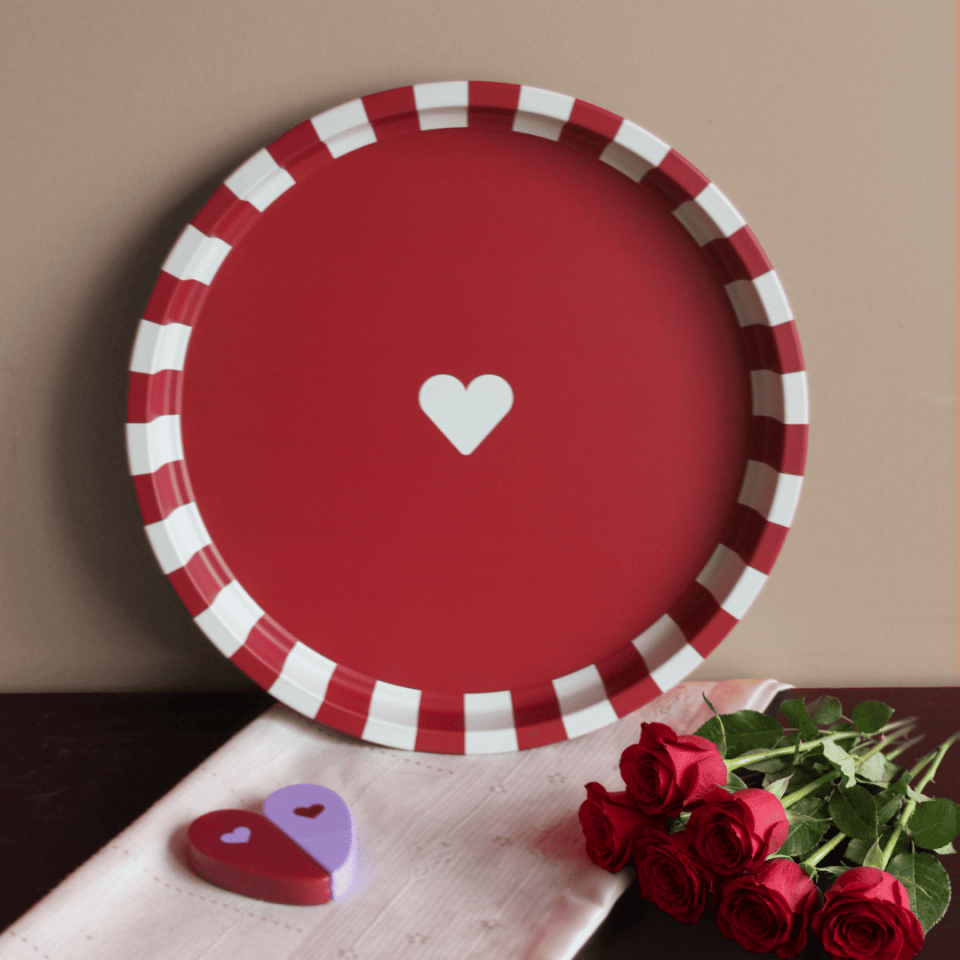 Sarkap Home Dekoratif Metal Tepsi KırmızıKalp