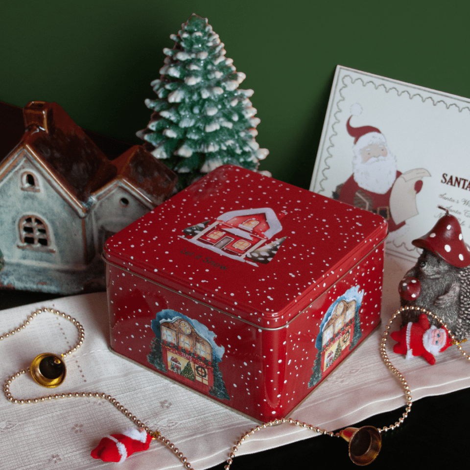 Sarkap Home 2,6 L Desenli Metal Saklama Kutu 164x164x96 mm Kırmızı