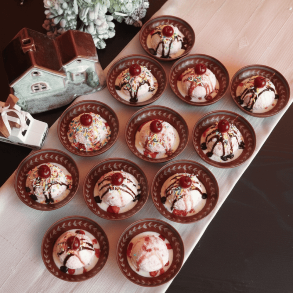 Sarkap Home 12'li Gold Dondurmalık ve Çerezlik Seti BestWishesKırmızı