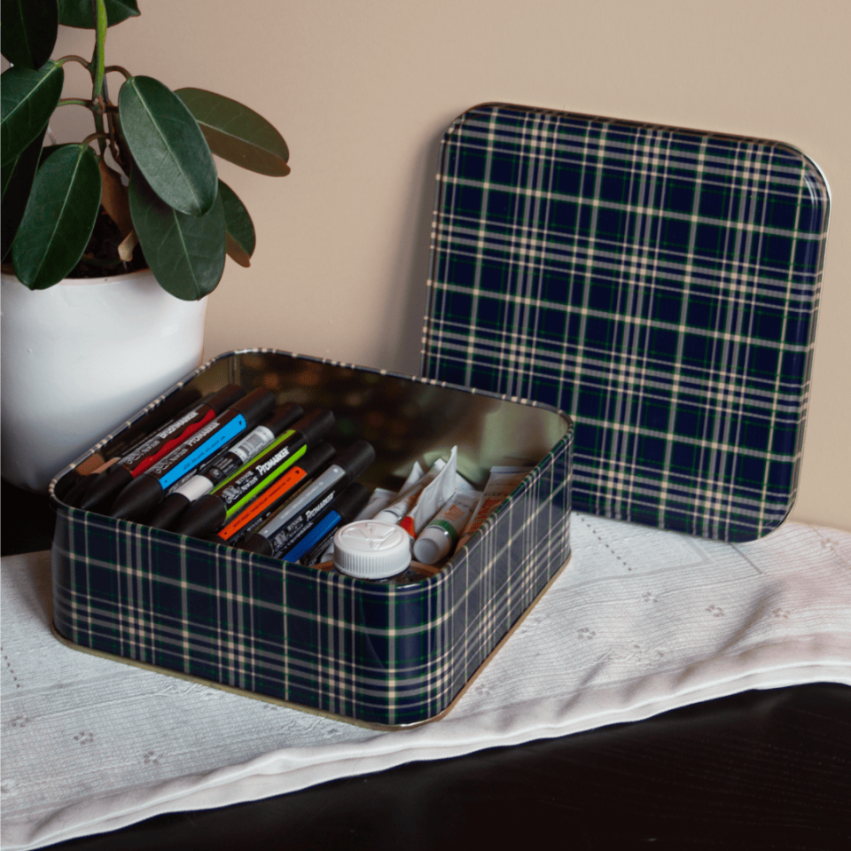 Sarkap Home Ekose Desenli Metal Çikolata Kutusu - Lacivert