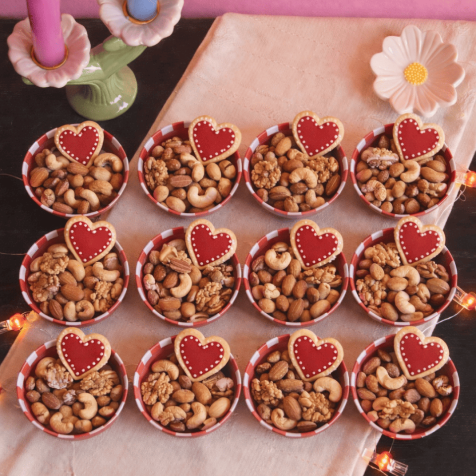 Sarkap Home 12'li Gold Dondurmalık ve Çerezlik Seti BonappetitKırmızı