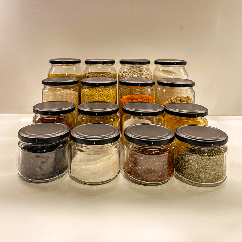 Sarkap Home 12'li 425 ml Mat Siyah Kapaklı Shrinkli Baharatlık Kavanoz