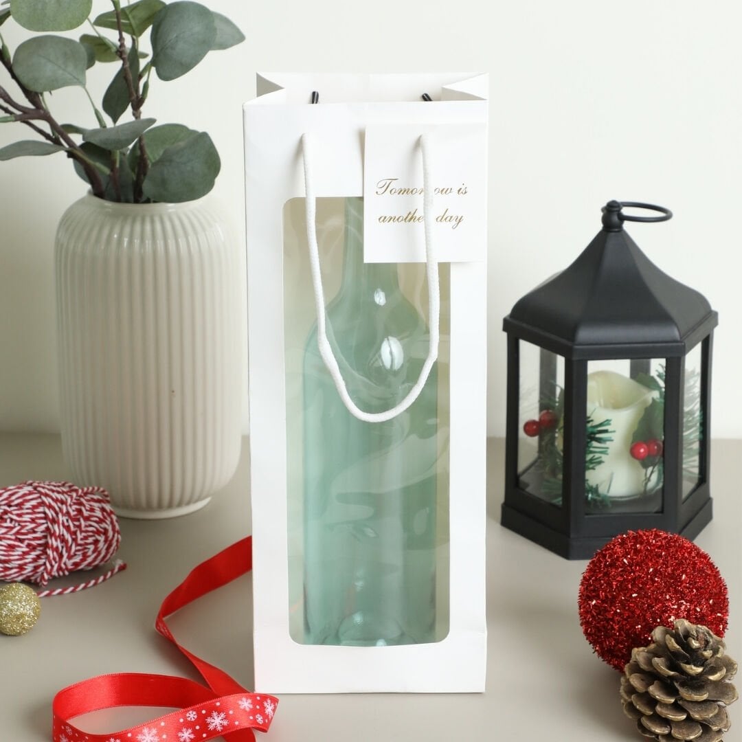 3'lü Burgu Saplı Pencereli Hediyelik Karton Çanta - 35x24 cm