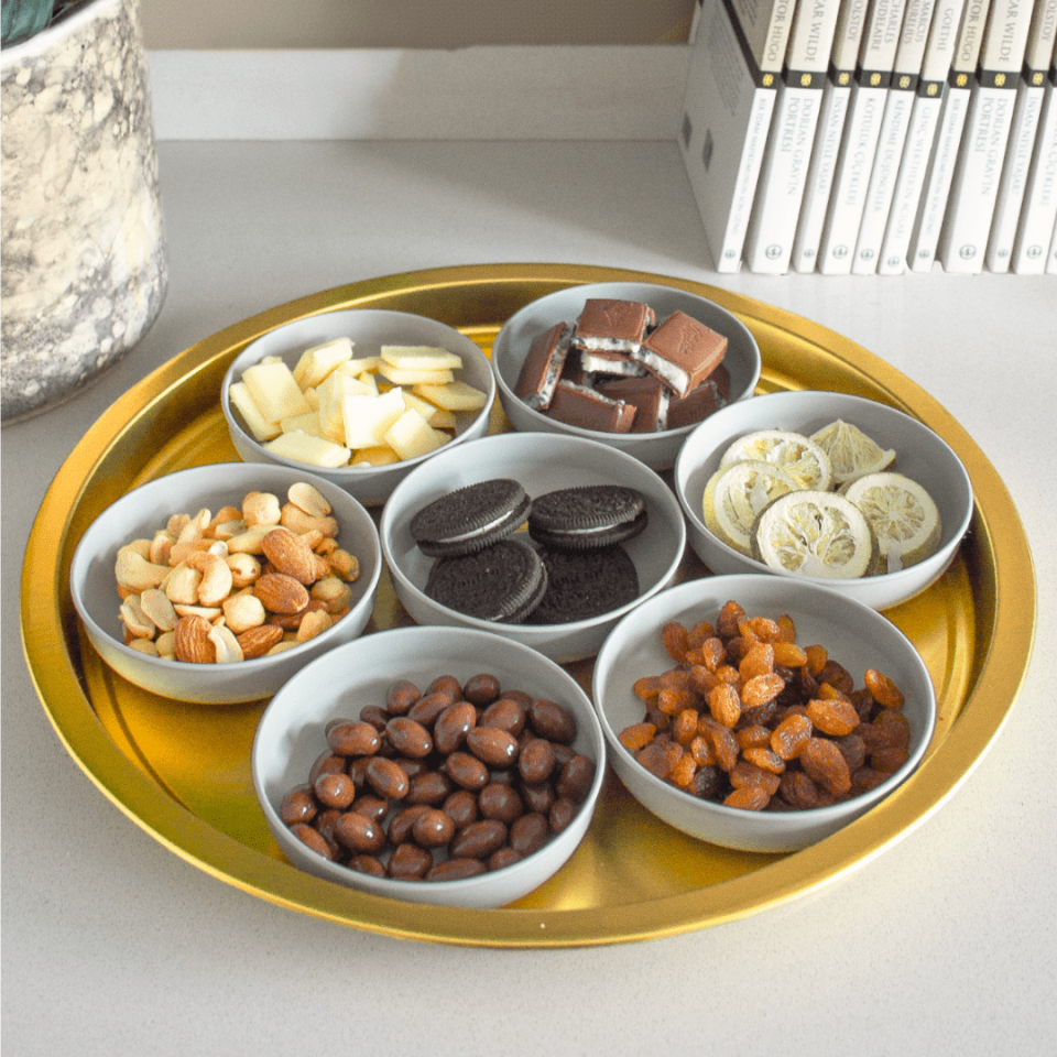 Sarkap Home 7'li Çerezlik ve Tepsi Seti Krem-Gold